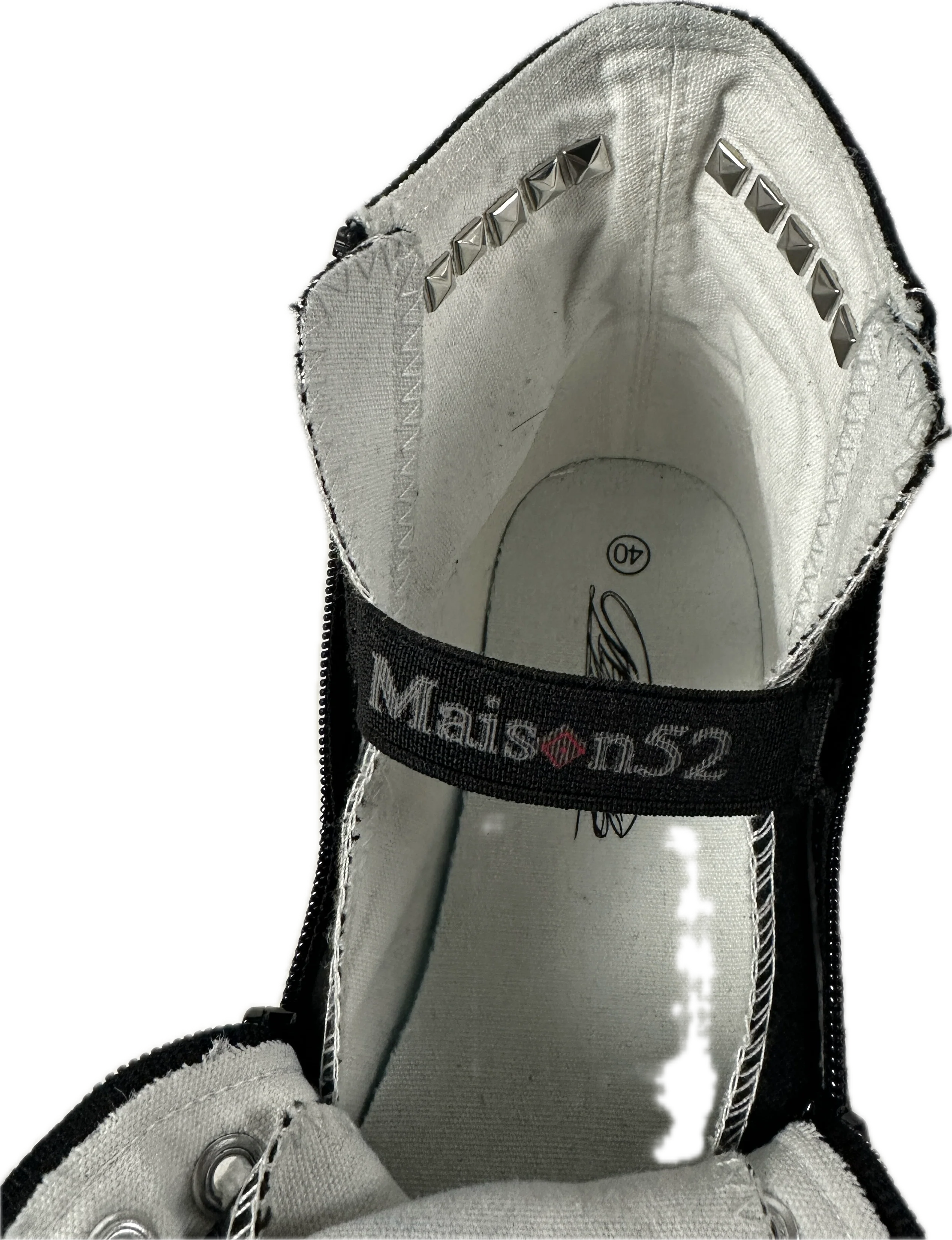 Studded DoubleTongue