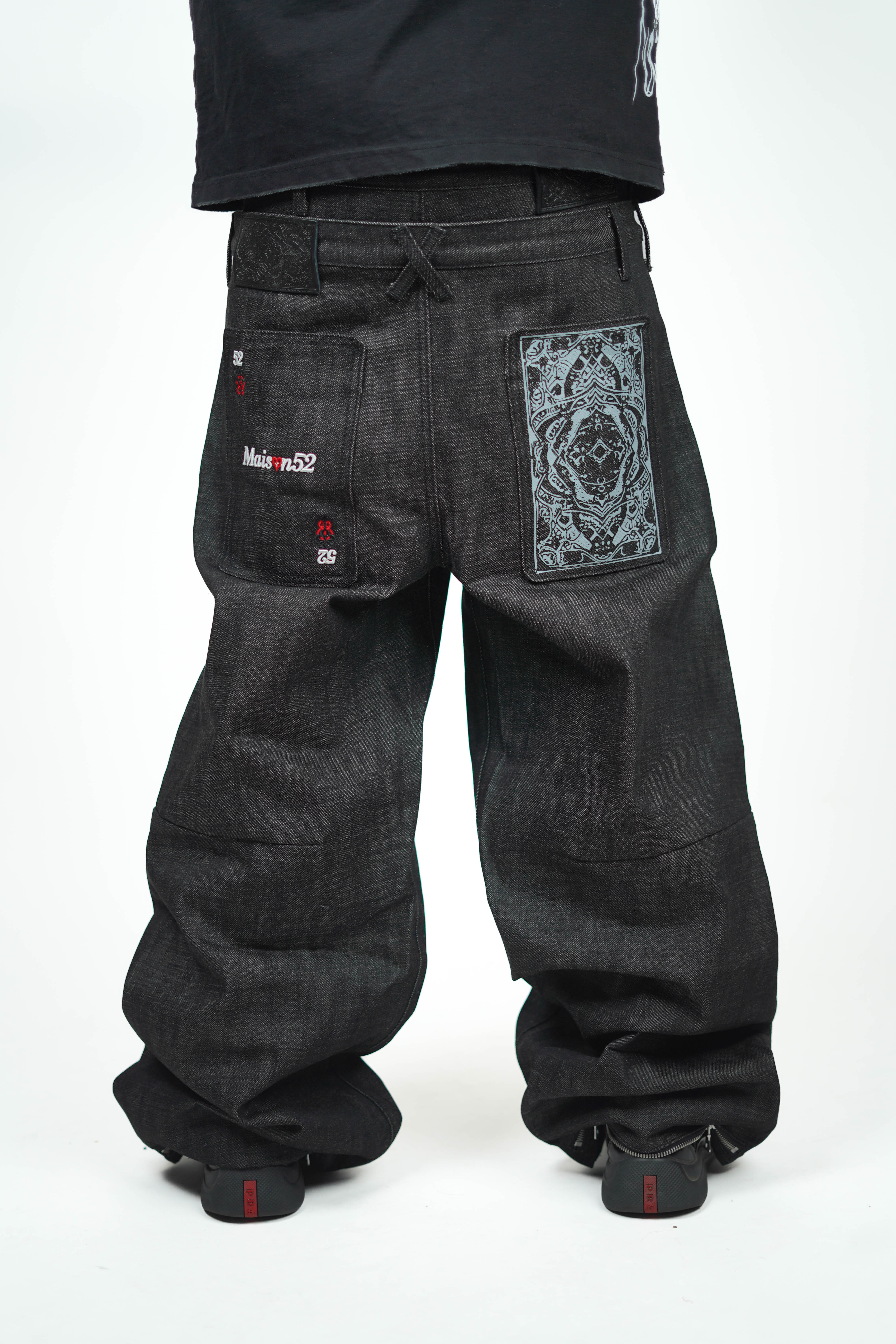 CARD SELVEDGE BLACK JEANS