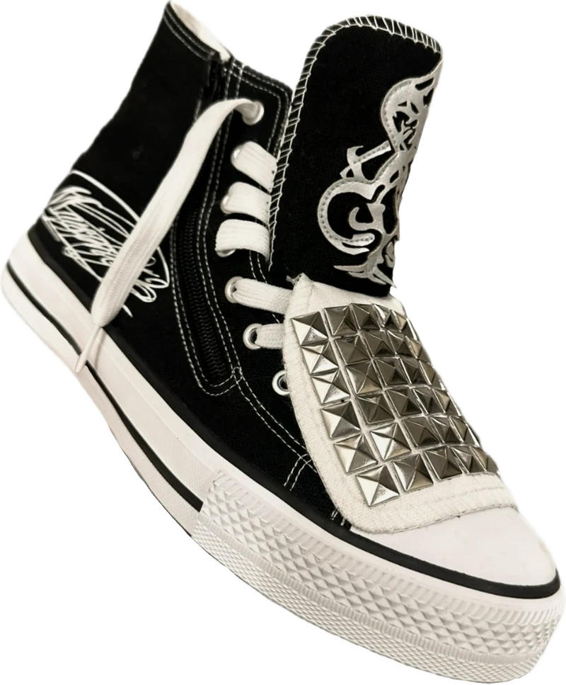 Studded DoubleTongue